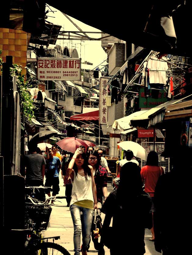 Cheung Chau Village lanes, Hong Kong