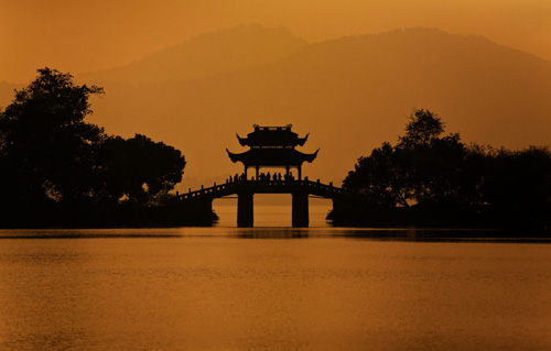 Su Di Bridge, West Lake, Hangzhou.