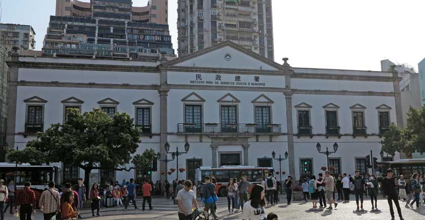 The Leal Senado in Senado Square.