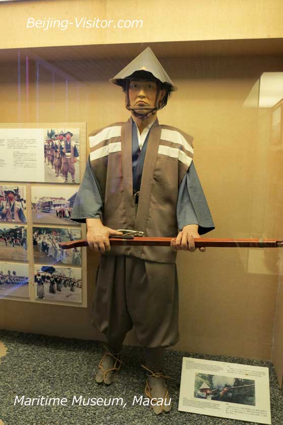 A Japanese musketeer mannequin.