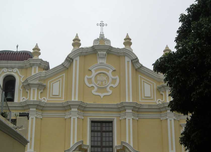 The Baroque architecture of the exterior.